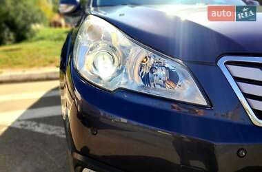 Універсал Subaru Outback 2011 в Києві