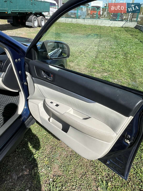 Универсал Subaru Outback 2009 в Киеве фото 6 Универсал Subaru Outback 2009 в Киеве