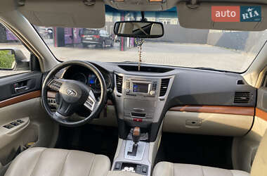 Универсал Subaru Outback 2013 в 