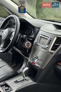 Универсал Subaru Outback 2012 в 