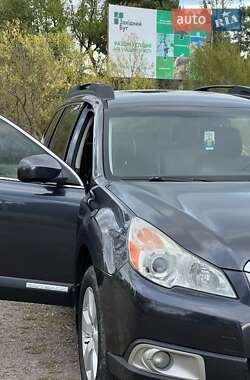 Универсал Subaru Outback 2012 в 