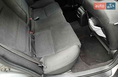 Універсал Subaru Outback 2005 в  фото 13 Універсал Subaru Outback 2005 в