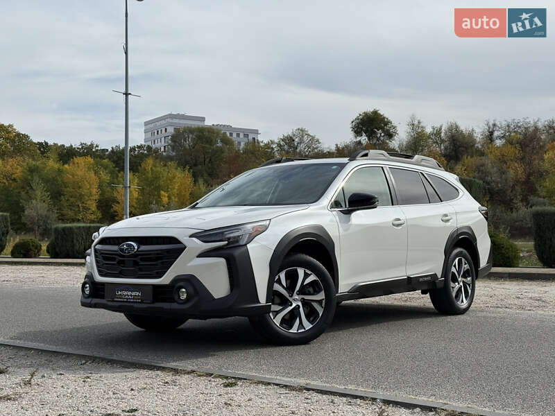 Subaru Outback 2023
