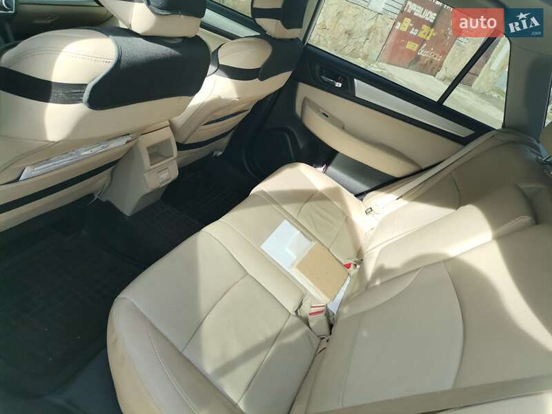 Универсал Subaru Outback 2017 в Каменском