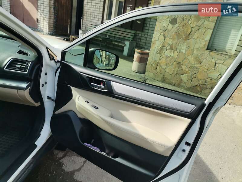Универсал Subaru Outback 2017 в Каменском