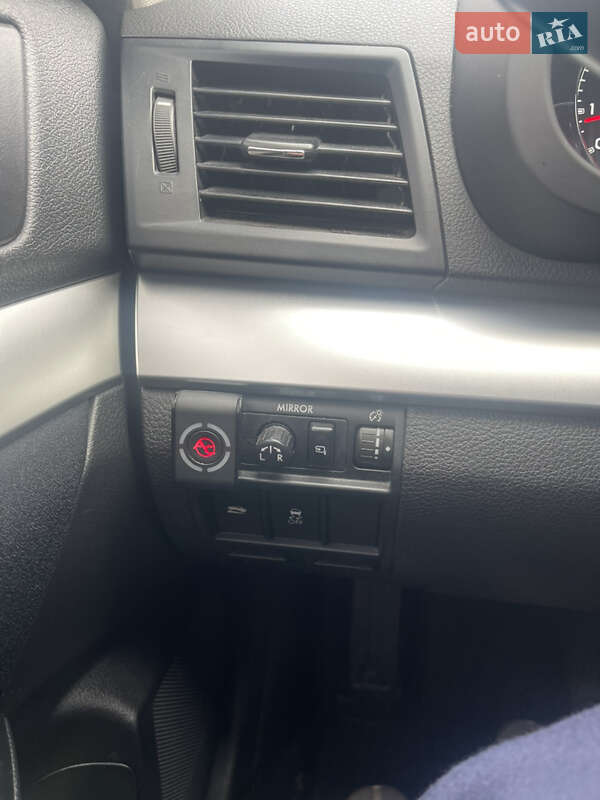 Универсал Subaru Outback 2013 в Киеве фото 17 Универсал Subaru Outback 2013 в Киеве
