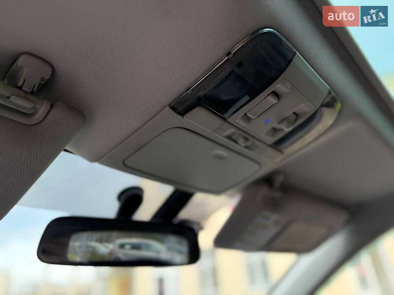 Універсал Subaru Outback 2010 в Львові