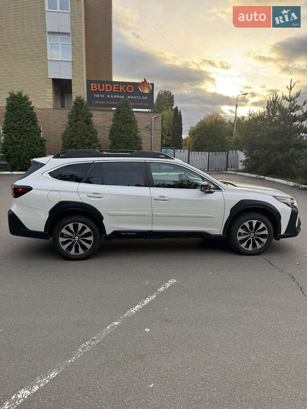 Универсал Subaru Outback 2023 в Киеве