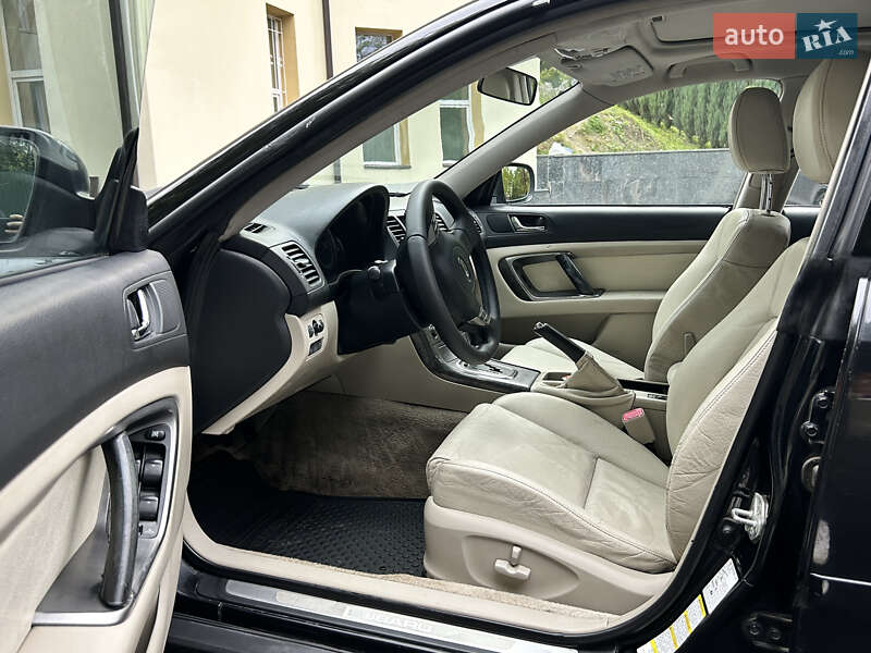 Универсал Subaru Outback 2004 в Киеве