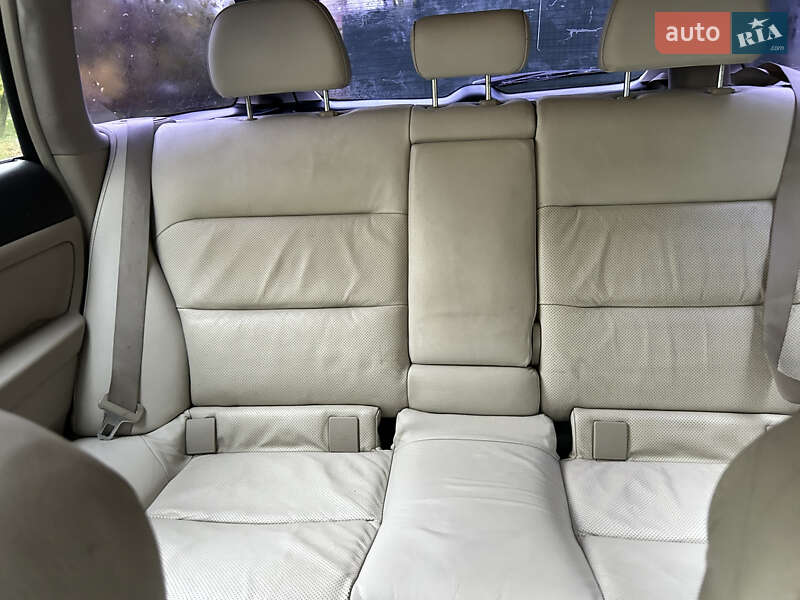 Универсал Subaru Outback 2004 в Киеве