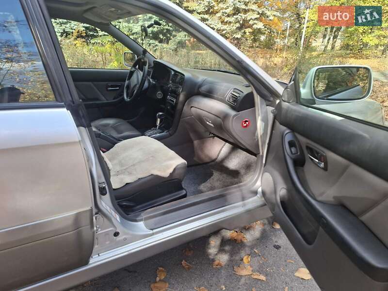 Універсал Subaru Outback 2002 в Дніпрі