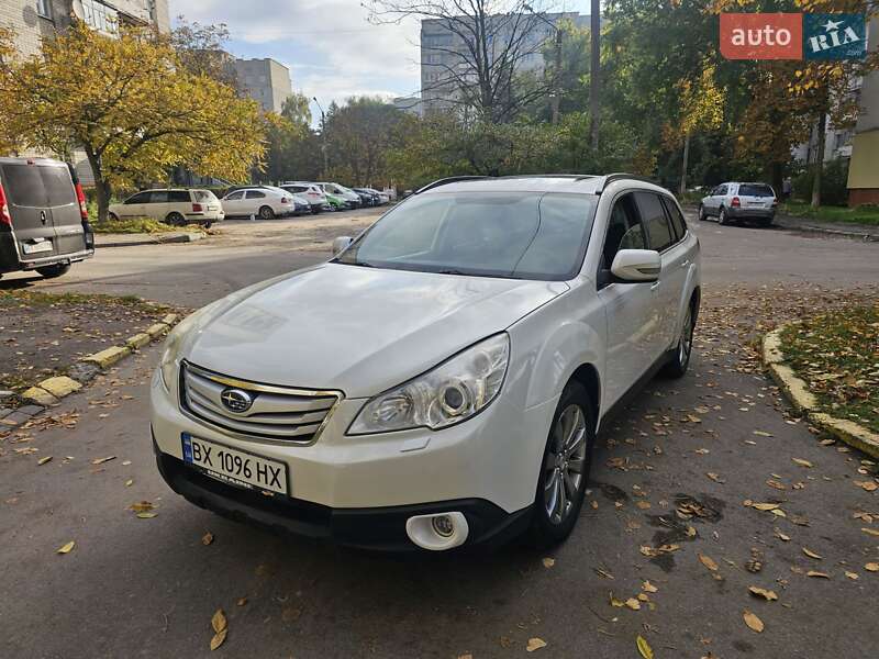 Универсал Subaru Outback 2010 в Львове фото Универсал Subaru Outback 2010 в Львове