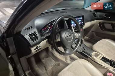Универсал Subaru Outback 2004 в  фото 15 Универсал Subaru Outback 2004 в