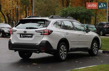 Внедорожник / Кроссовер Subaru Outback 2021 в 