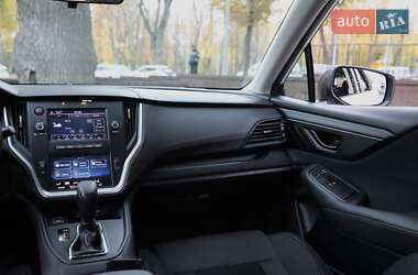 Внедорожник / Кроссовер Subaru Outback 2021 в 