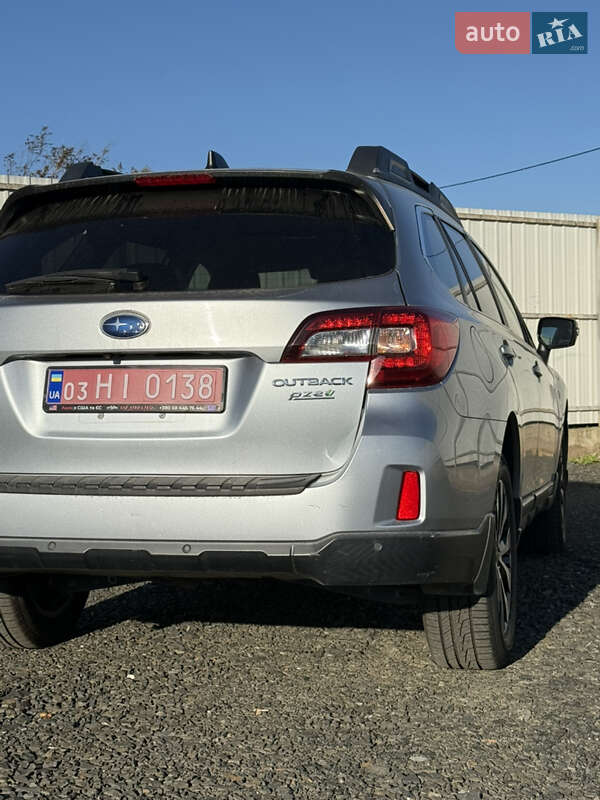 Универсал Subaru Outback 2017 в Луцке