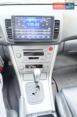 Универсал Subaru Outback 2006 в  фото 27 Универсал Subaru Outback 2006 в