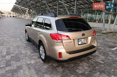 Универсал Subaru Outback 2010 в 
