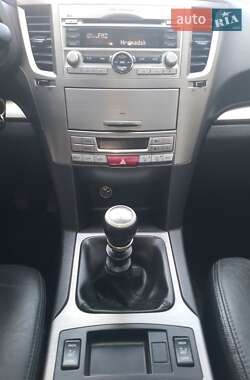 Универсал Subaru Outback 2011 в 
