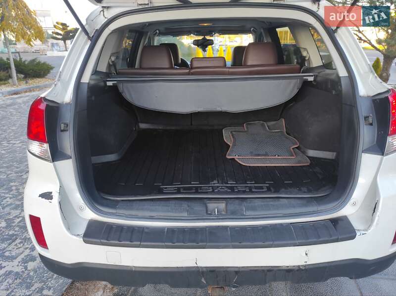 Универсал Subaru Outback 2013 в Львове фото 7 Универсал Subaru Outback 2013 в Львове