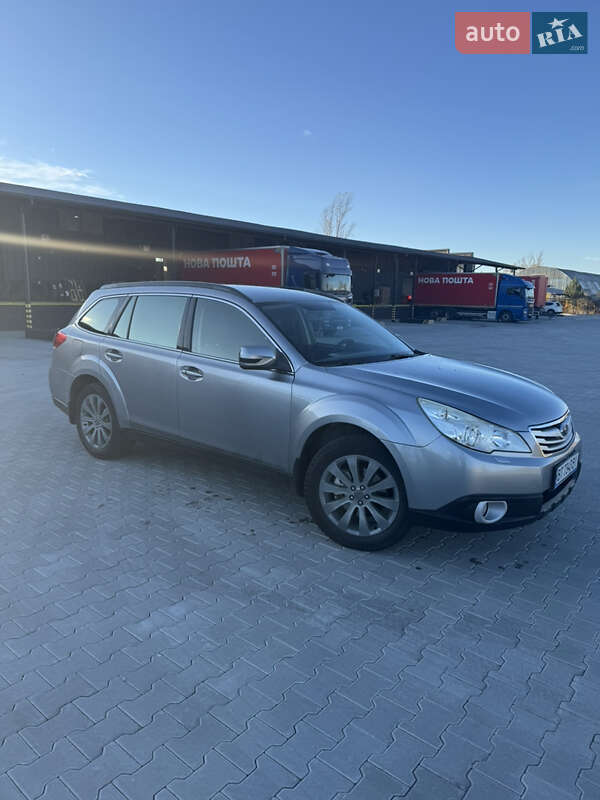 Subaru Outback 2011 Subaru Outback 2011
