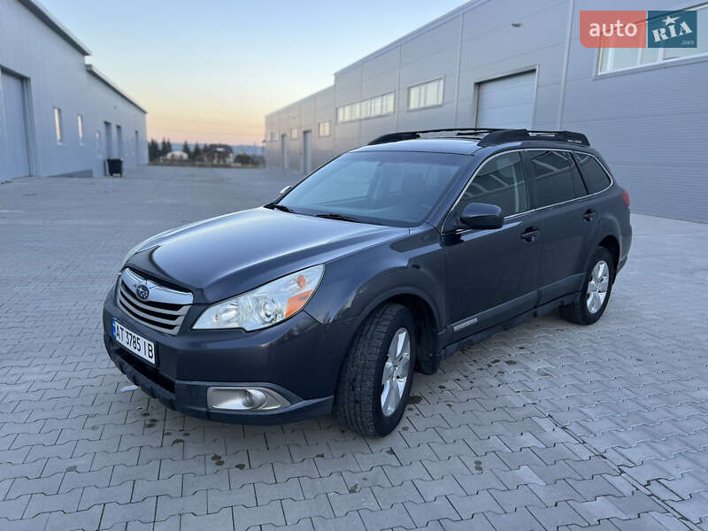 Универсал Subaru Outback 2011 в Ивано-Франковске
