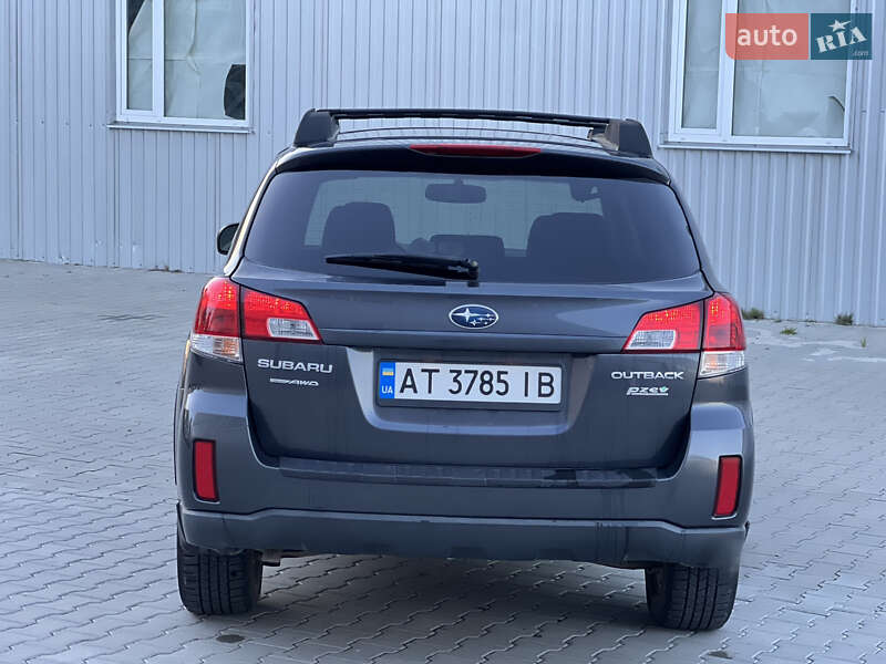 Универсал Subaru Outback 2011 в Ивано-Франковске