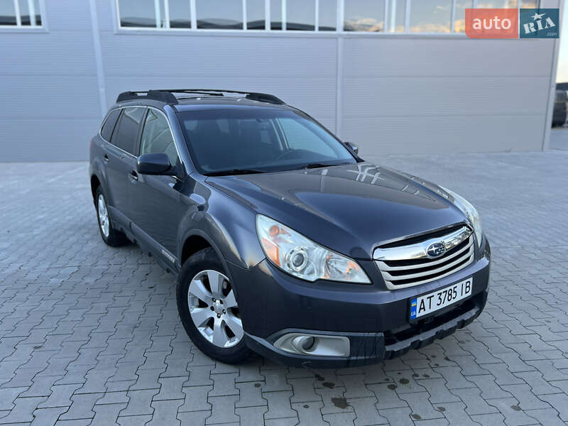 Универсал Subaru Outback 2011 в Ивано-Франковске