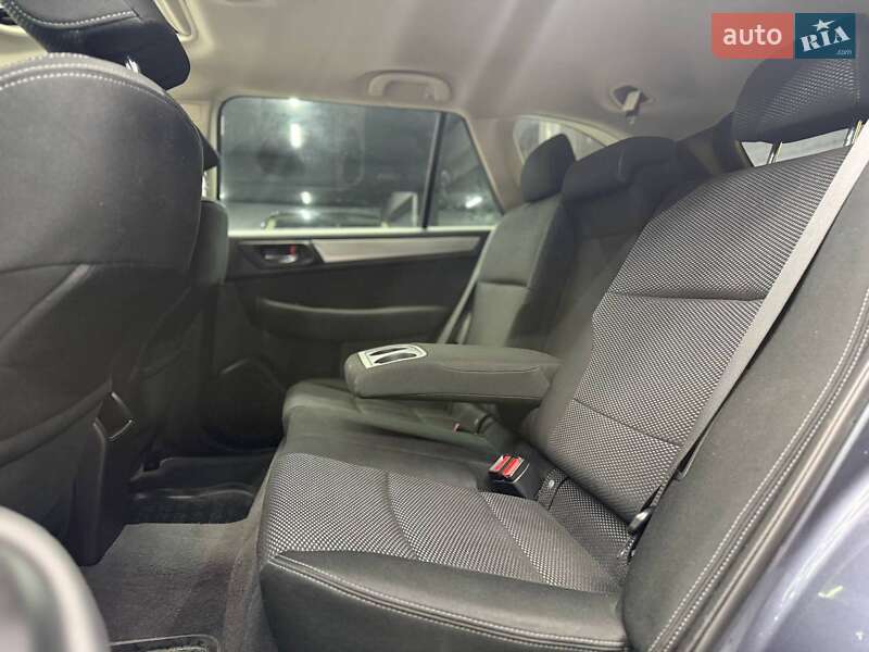 Универсал Subaru Outback 2016 в Черновцах