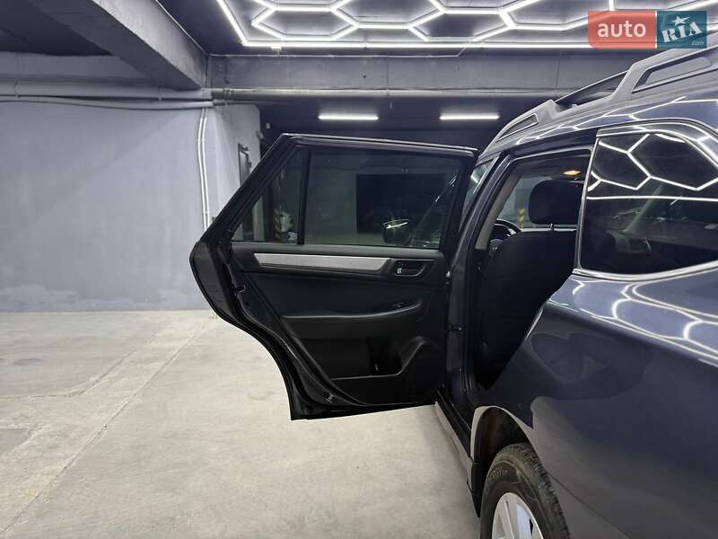 Универсал Subaru Outback 2016 в Черновцах