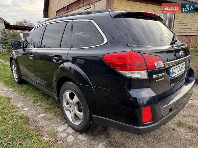 Универсал Subaru Outback 2013 в Луцке