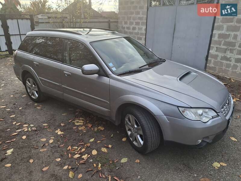 Универсал Subaru Outback 2008 в Смеле