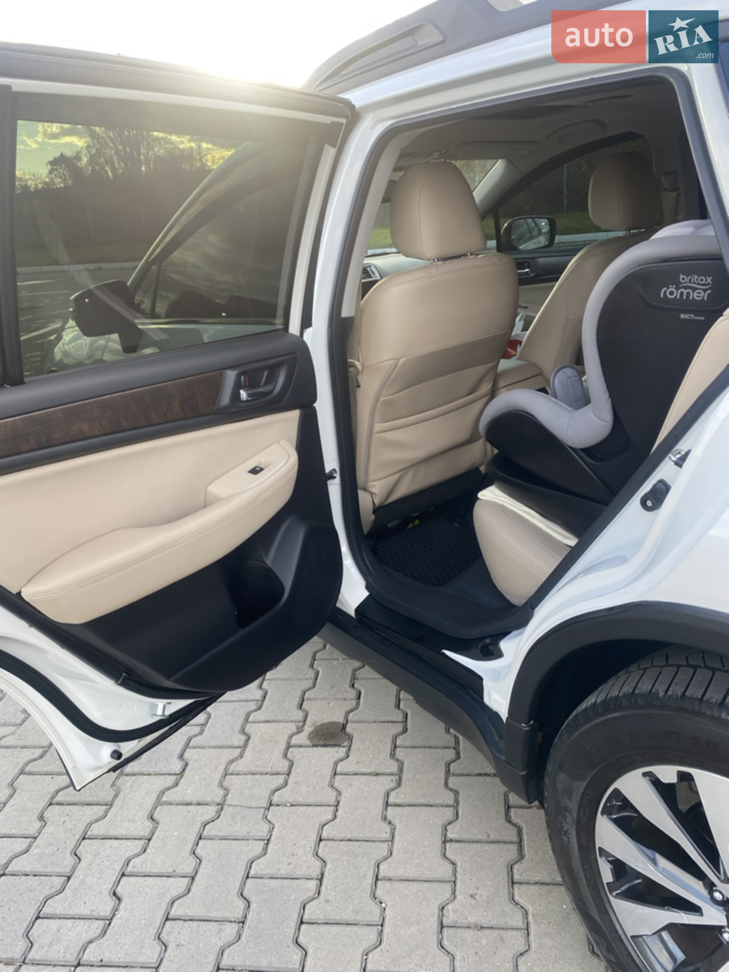 2015 Subaru Outback - мініатюра 25