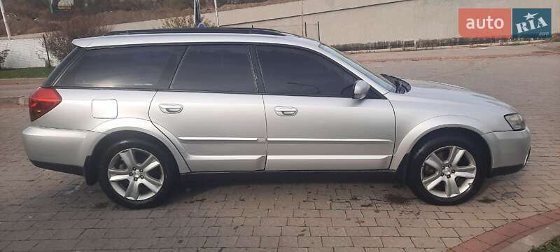 Универсал Subaru Outback 2004 в Харькове