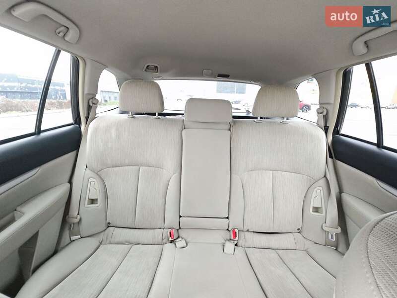 Универсал Subaru Outback 2013 в Черновцах