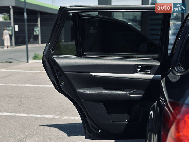 Универсал Subaru Outback 2012 в Кременчуге