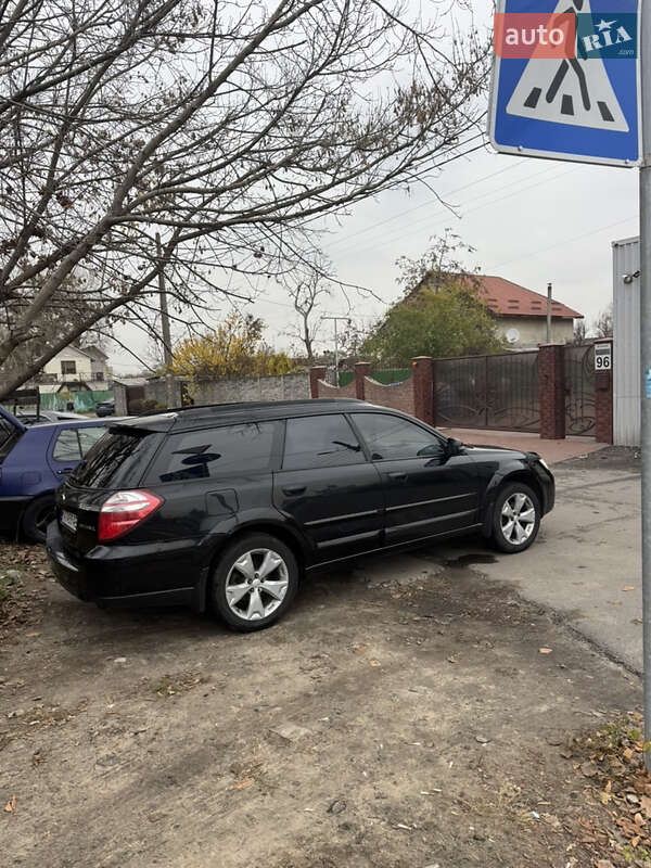 Универсал Subaru Outback 2008 в Киеве
