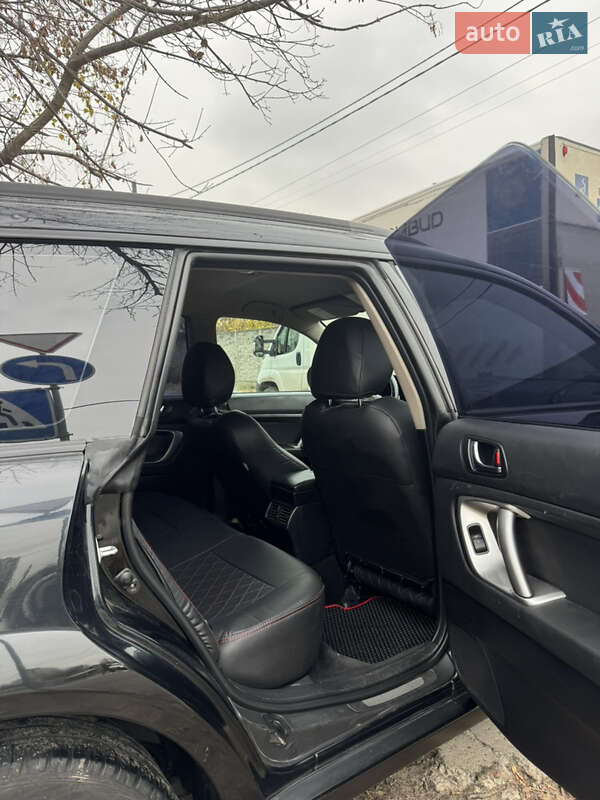 Универсал Subaru Outback 2008 в Киеве