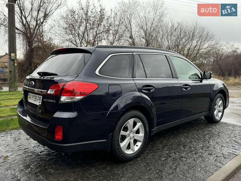 Універсал Subaru Outback 2013 в Києві