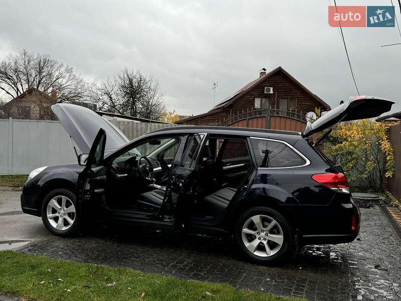 Універсал Subaru Outback 2013 в Києві