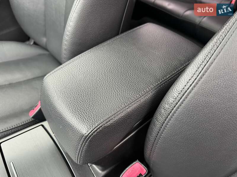 Універсал Subaru Outback 2013 в Києві