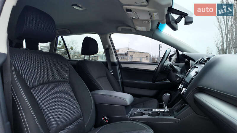 Универсал Subaru Outback 2017 в Киеве