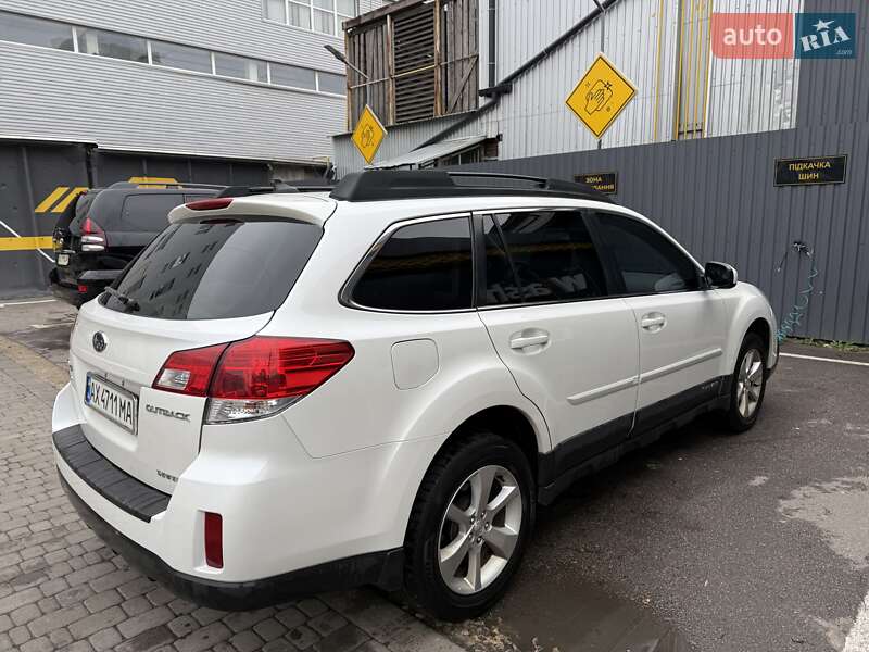 Универсал Subaru Outback 2013 в Харькове