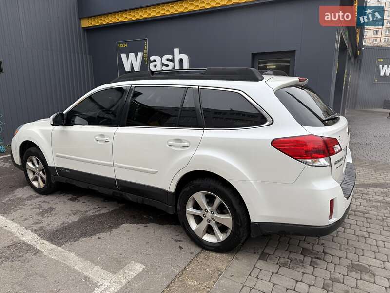 Универсал Subaru Outback 2013 в Харькове
