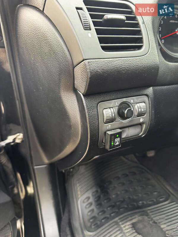 Универсал Subaru Outback 2006 в Южном