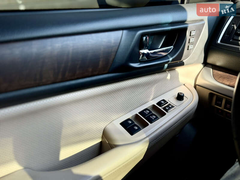 Универсал Subaru Outback 2016 в Киеве