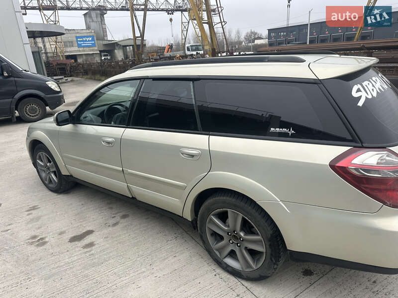 Универсал Subaru Outback 2007 в Черновцах