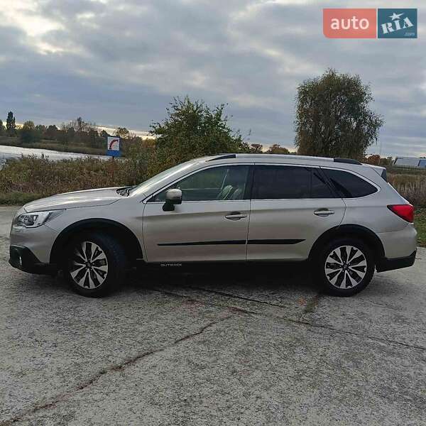 Универсал Subaru Outback 2015 в Нетешине