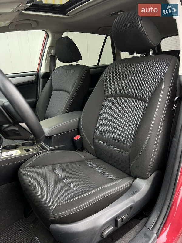 Универсал Subaru Outback 2018 в Киеве фото 17 Универсал Subaru Outback 2018 в Киеве