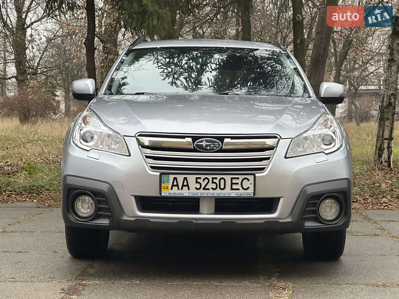 Универсал Subaru Outback 2013 в Киеве